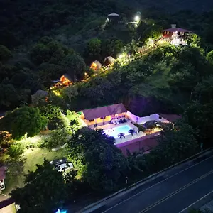 Gasthof Orlando Y Mas Na' Tayrona, El Zaino